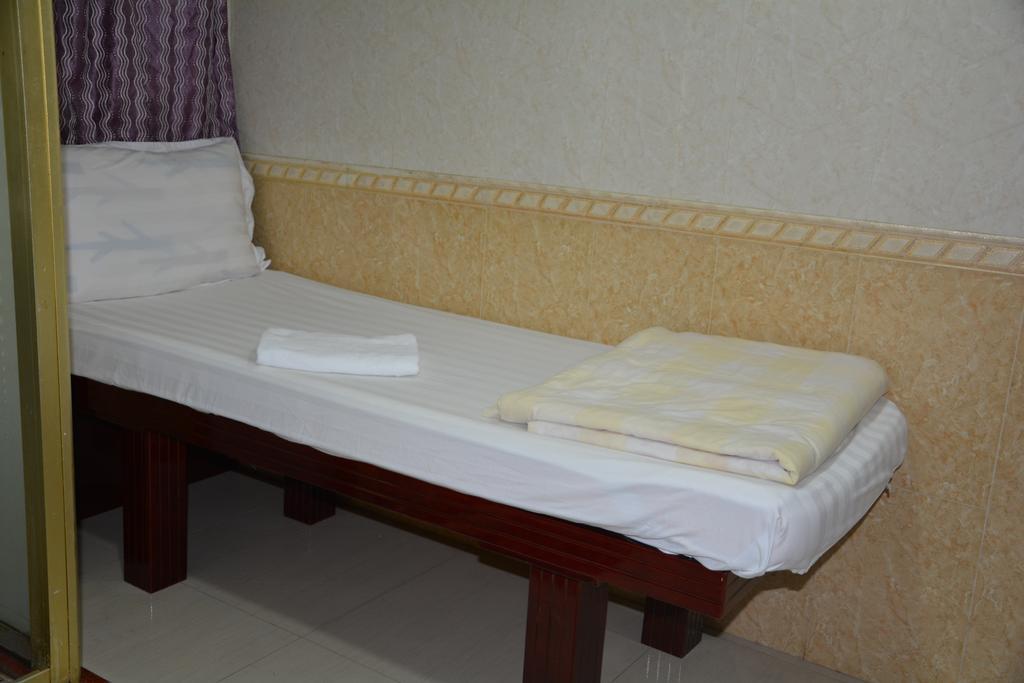Everest Guest House Hong Kong Room photo